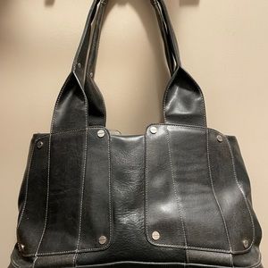 Matt & Nat Zippered Handbag